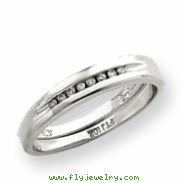 10k White Gold Diamond Wedding Band ring