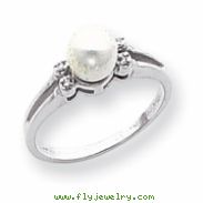 14k White Gold 6mm Pearl A Diamond ring