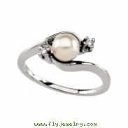 14K White Gold Cultured Pearl And Diamond Ring