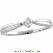 14K White Gold Diamond Ring