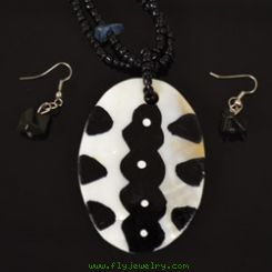 Black and White Mother of Pearl Necklace and Earrings Set
