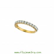 Yellow gold diamond ring